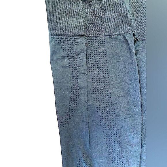 Large women’s workout leggings weigh tonal design. Full length ankle - Picture 1 of 8